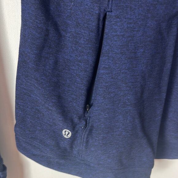 Lululemon Long Sleeve - Women's 2 - Picture 5 of 5